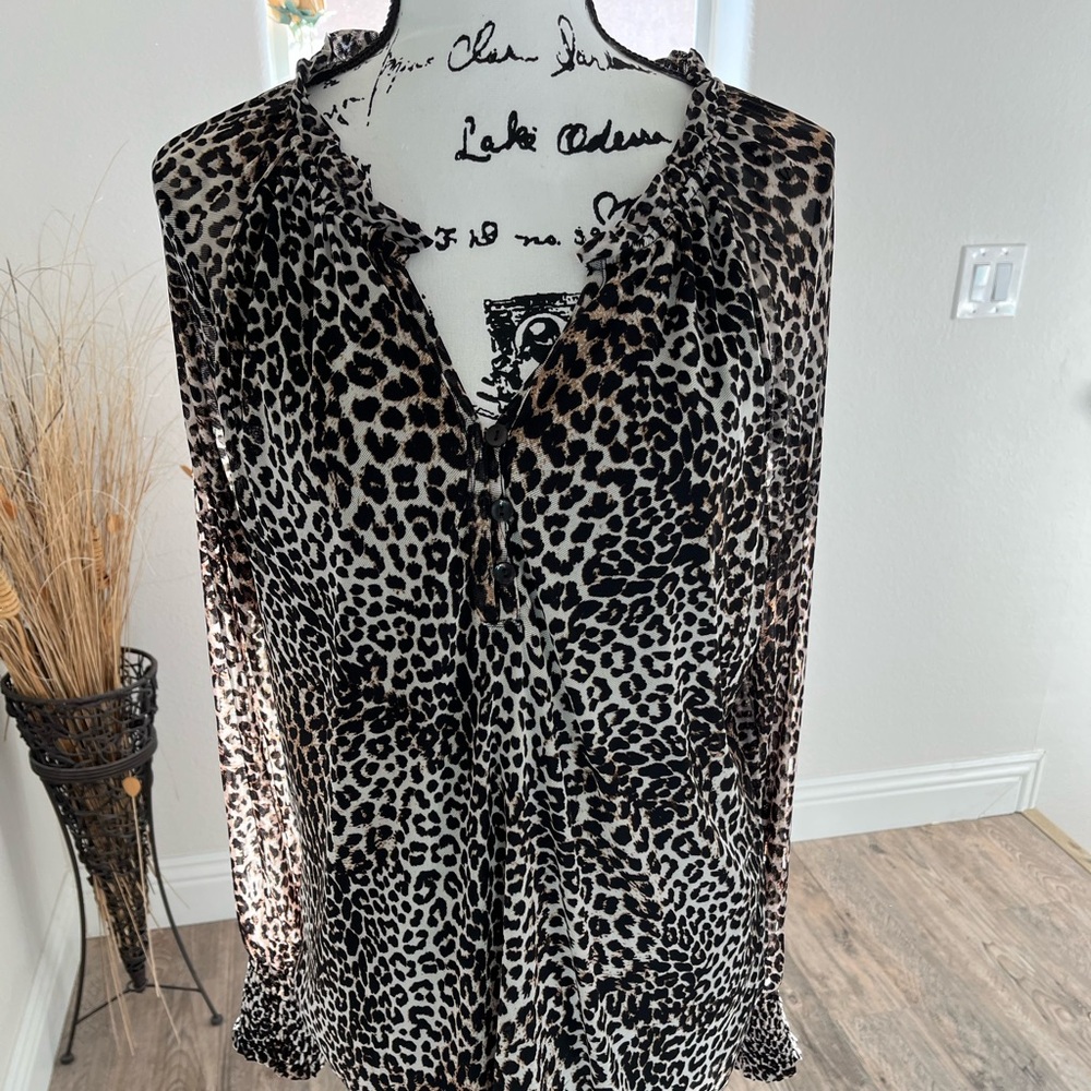 New Adrienne Vittadini blouse leopard print